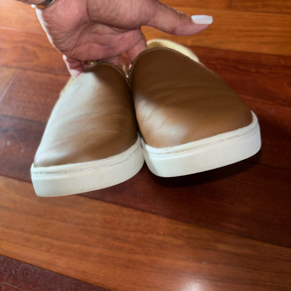 UGG Chestnut Leather Slip-On Sneakers - Picture 7 of 8